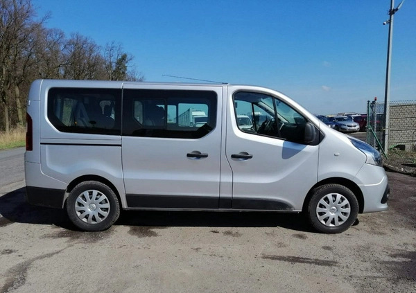 Renault Trafic cena 99900 przebieg: 48000, rok produkcji 2018 z Pleszew małe 631